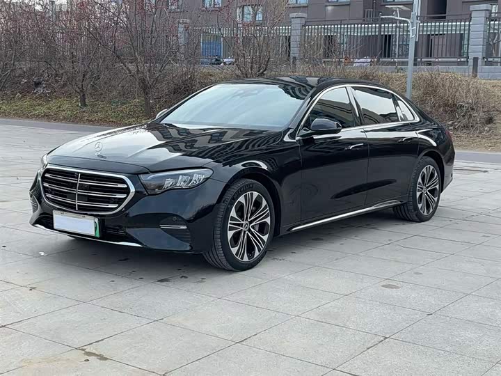 Mercedes-Benz E-Class Hybrid 2024 2024款 E 350 e L 插电式混合动力轿车