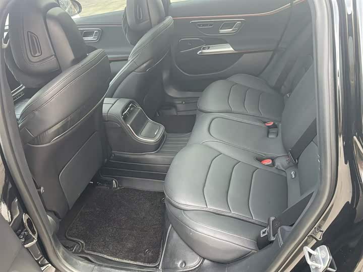 Mercedes-Benz E-Class Hybrid 2024 2024款 E 350 e L 插电式混合动力轿车