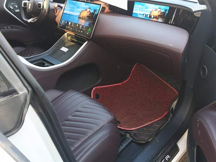 Avatr 11 2023 2023款 长续航单电机版 5座