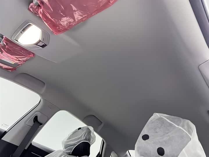 Geely Emgrand 2026 2026款 第4代 400万纪念款 1.5L CVT星耀型