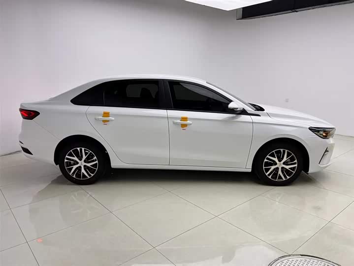 Geely Emgrand 2026 2026款 第4代 400万纪念款 1.5L CVT星耀型