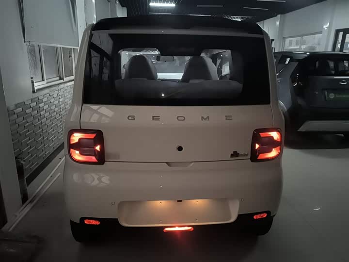 Geely Galaxy Panda Mini 2025 2025款 熊猫mini 210km 元气熊