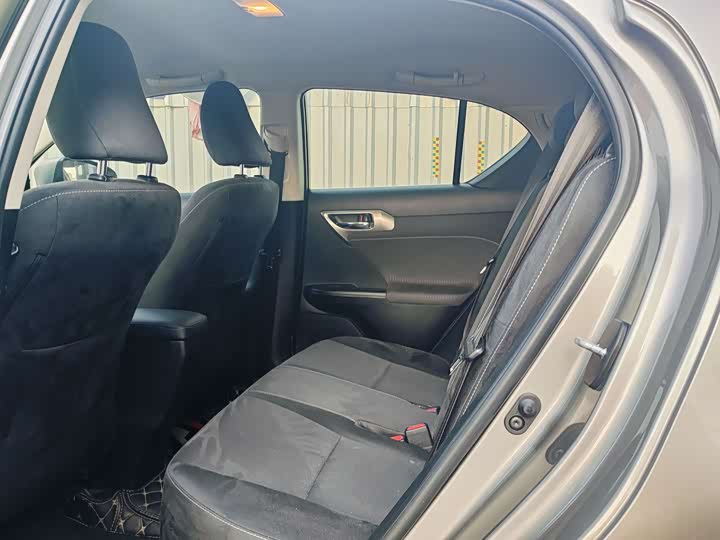 Lexus CT 200h 2020 2020款 CT200h 精英版 单色