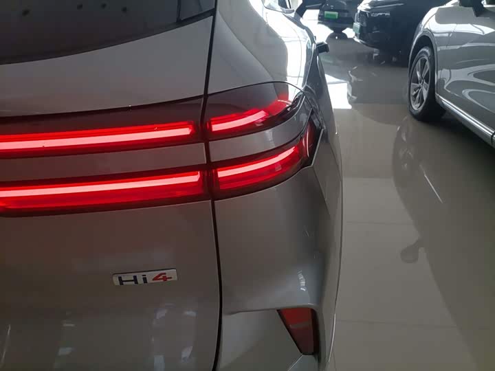 Wey Mocca Hybrid 2024 2024款 Hi4 四驱长续航版