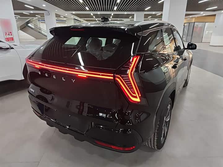 Geely Atlas L 2025 2025款 第四代 1.5TD DCT 山河