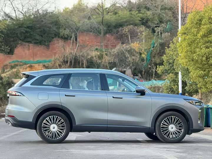 Chery Tiggo 8L 2024 2024款 2.0T 两驱尊贵版 5座