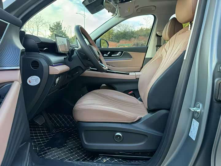 Chery Tiggo 8L 2024 2024款 2.0T 两驱尊贵版 5座