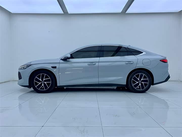 BYD Qin L 2025 2025款 DM-i 智驾版 120KM超越型