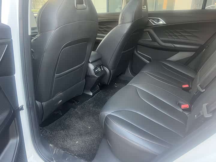 Roewe RX5 2023 2023款 1.5T 超感精英版