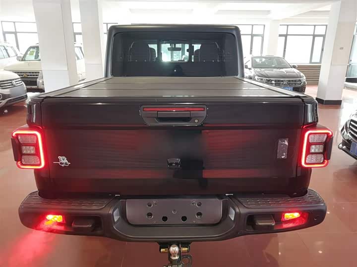 Jeep Gladiator 2022 2022款 3.6L 先行版