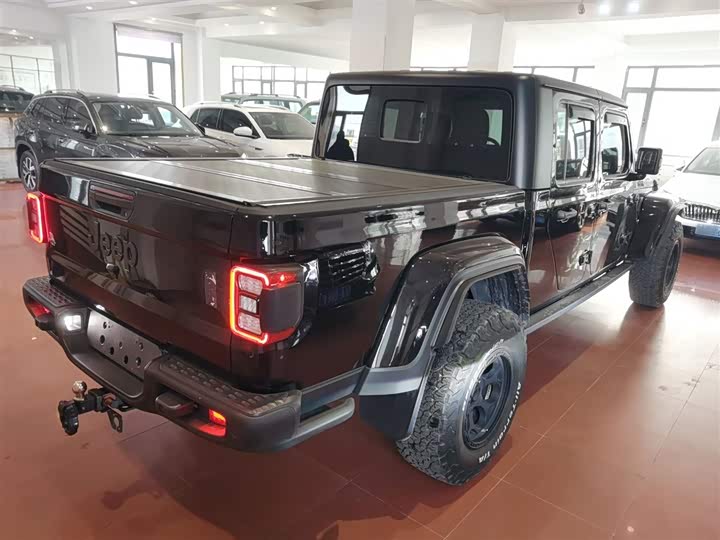 Jeep Gladiator 2022 2022款 3.6L 先行版