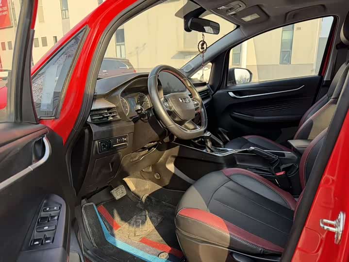 Geely Vision X3 2021 2021款 PRO 1.5L CVT尊贵型