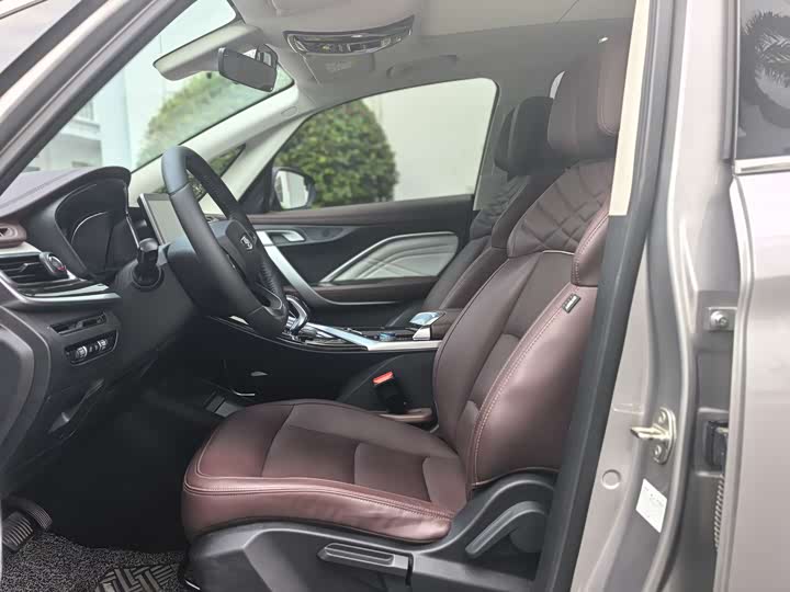 Geely Jiaji Hybrid 2022 2022款 1.5TD PHEV 白金舒适型