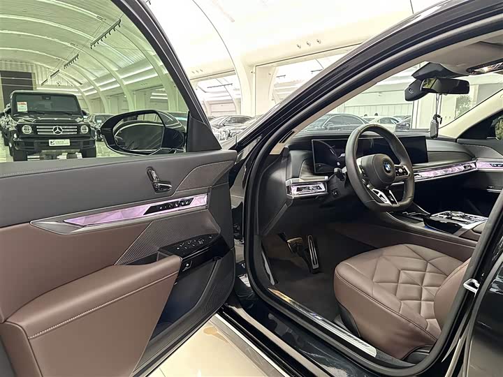 BMW 7 Series 2023 2023款 735Li M运动套装
