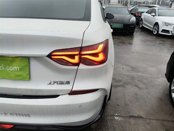 Chevrolet Monza 2024 2024款 1.5L 双离合悦享版