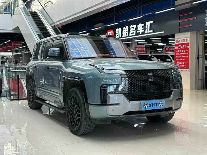 BYD Yangwang U8 2023 2023款 豪华版