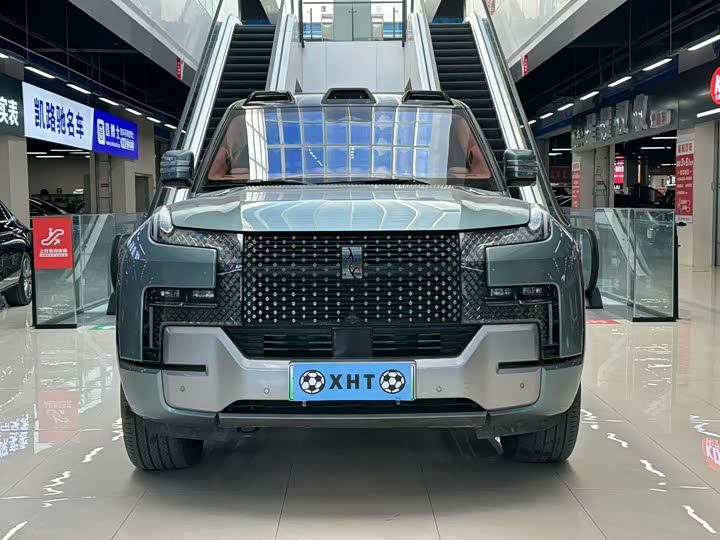 BYD Yangwang U8 2023 2023款 豪华版