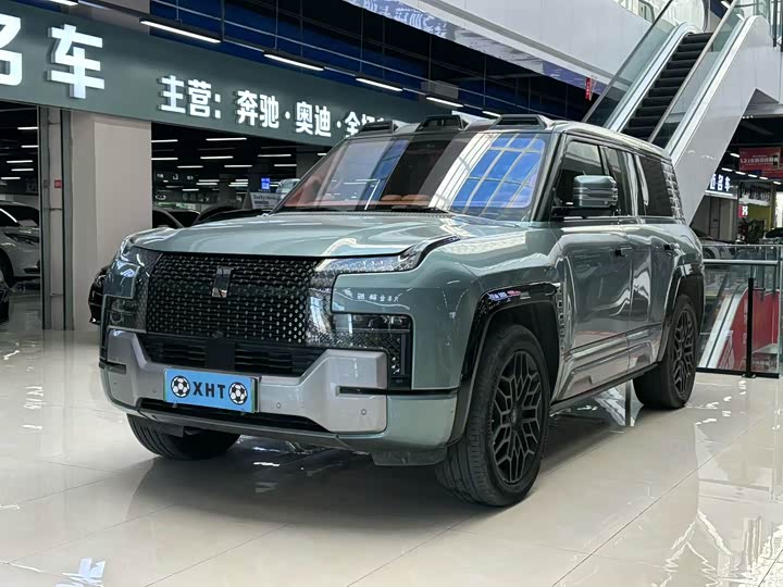 BYD Yangwang U8 2023 2023款 豪华版