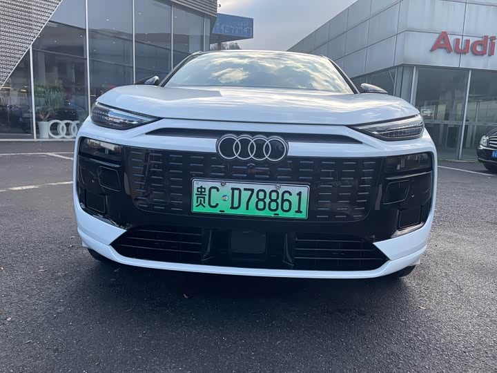 Audi Q6L e-tron 2026 2026款 首发领航版