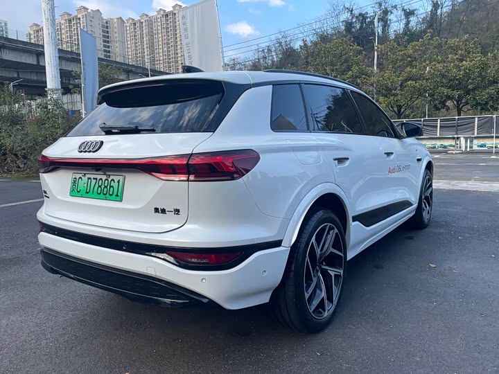 Audi Q6L e-tron 2026 2026款 首发领航版