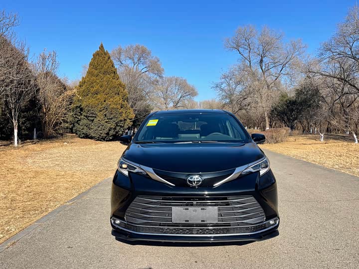 2026 Toyota Sienna