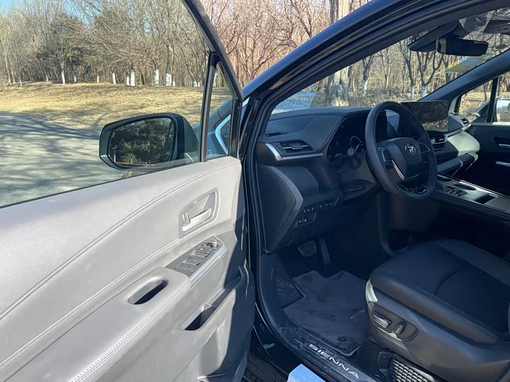 2026 Toyota Sienna