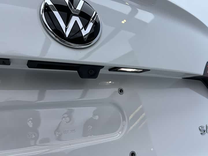 Volkswagen Sagitar L 2025 2025款 200TSI DSG超越版