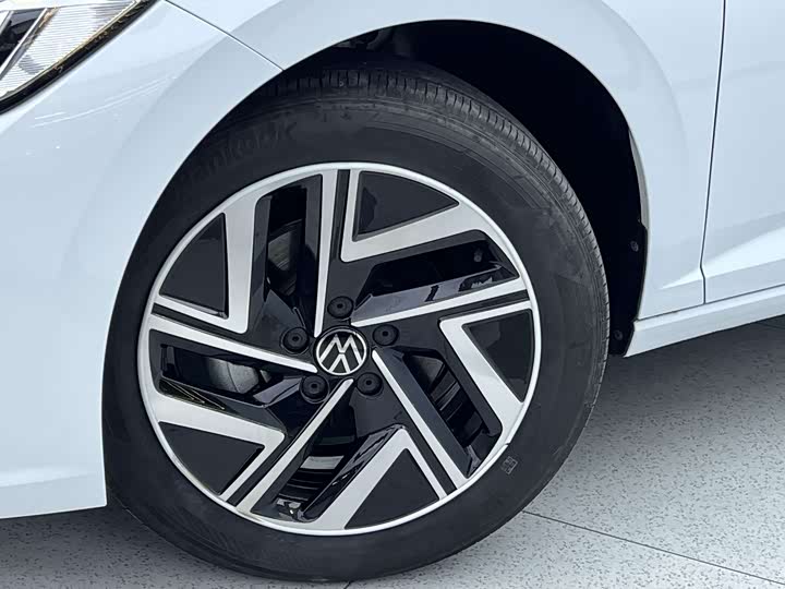 Volkswagen Sagitar L 2025 2025款 200TSI DSG超越版