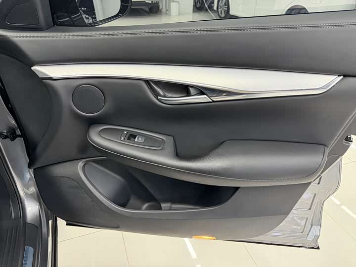 Infiniti QX50 2020 2020款 改款 2.0T 四驱菁英版