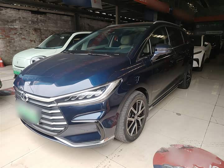 BYD Song Max Hybrid 2022 2022款 DM-i 105KM 旗舰型