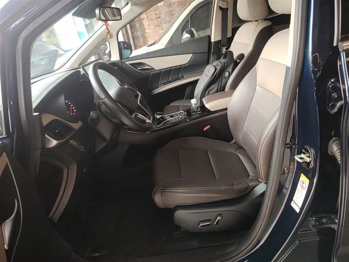 BYD Song Max Hybrid 2022 2022款 DM-i 105KM 旗舰型