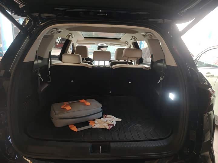 BYD Song Max Hybrid 2022 2022款 DM-i 105KM 旗舰型