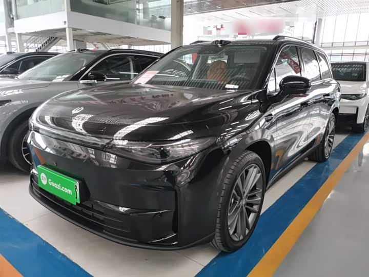 Leapmotor C16 2026 2026款 增程 280激光雷达智尊版 6座