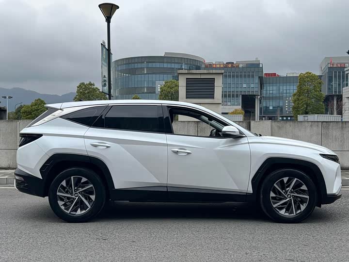 Hyundai Tucson L 2023 2023款 途胜L 1.5T 自动两驱GLX精英版