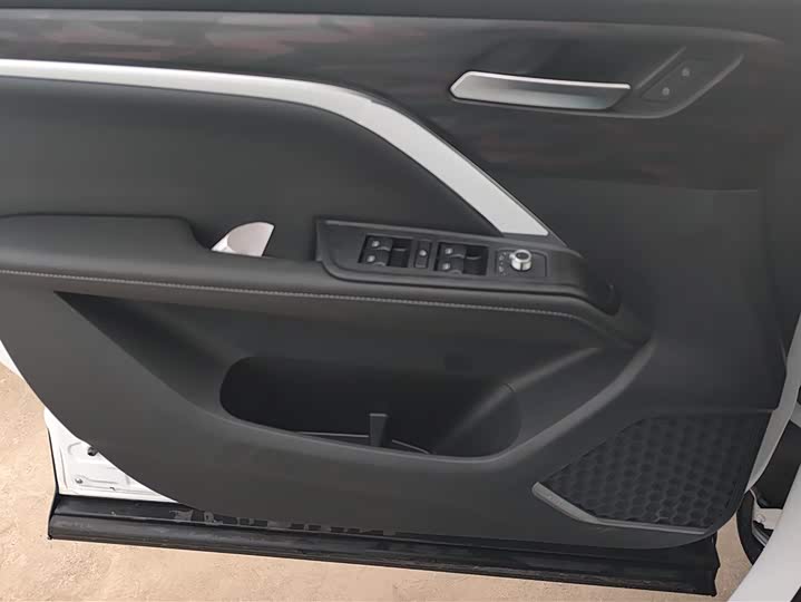 Haval H6 2025 2025款 1.5T 国潮都市版