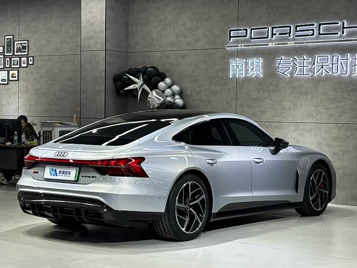 Audi RS e-tron GT 2023 2023款 基本型