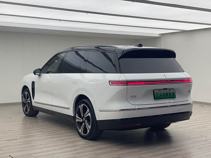 Nio ES8 2026 2026款 六座行政豪华版