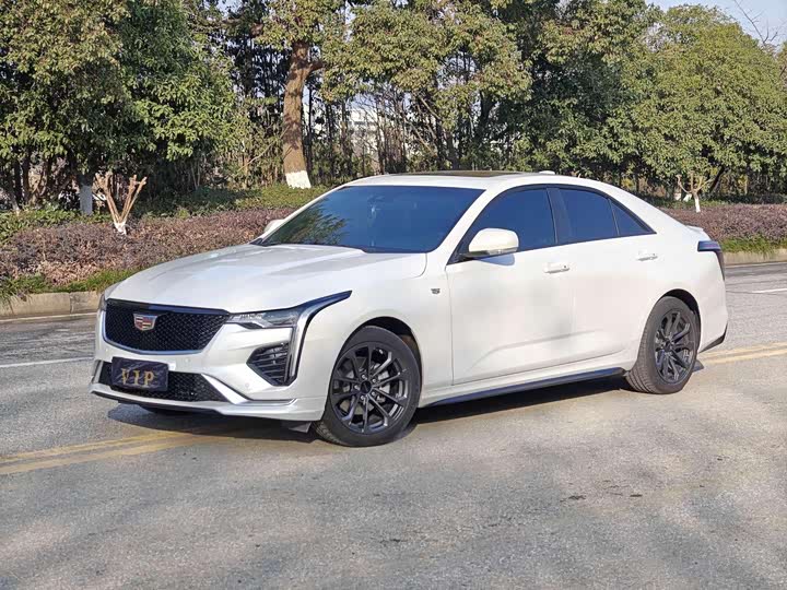 2023 Cadillac CT4