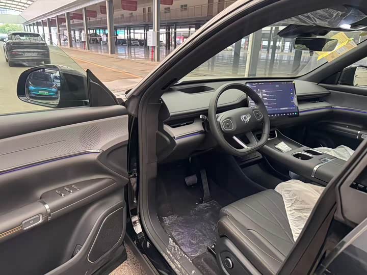 Changan Qiyuan (Nevo) Q07 2025 2025款 215旗舰型