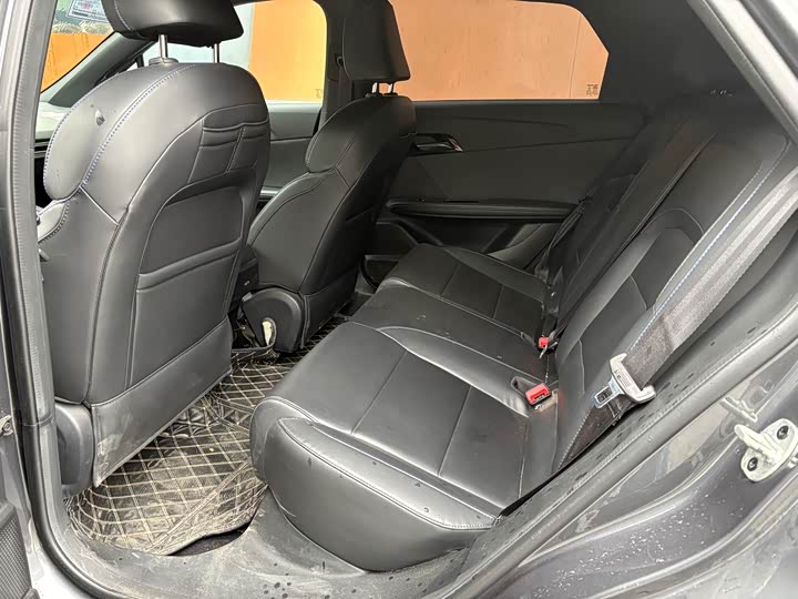 MG Motor 4 EV 2023 2023款 425km行政版