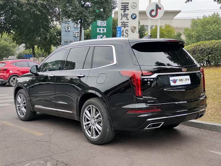 Cadillac XT6 2022 2022款 2.0T 七座四驱豪华型标准版