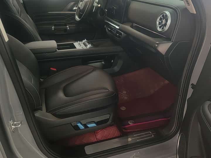 Tank 300 Hybrid 2025 2025款 Hi4-T 37.1kWh