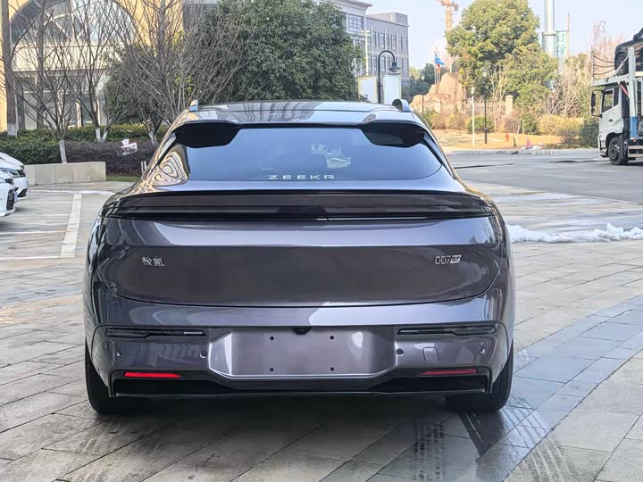 Zeekr 007 GT 2025 2025款 后驱智驾版 75kWh