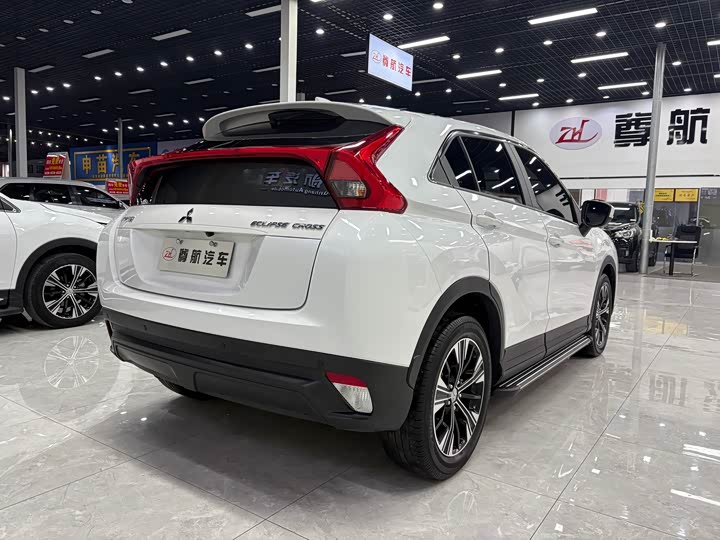 Mitsubishi Eclipse Cross 2022 2022款 1.5T CVT两驱无畏版