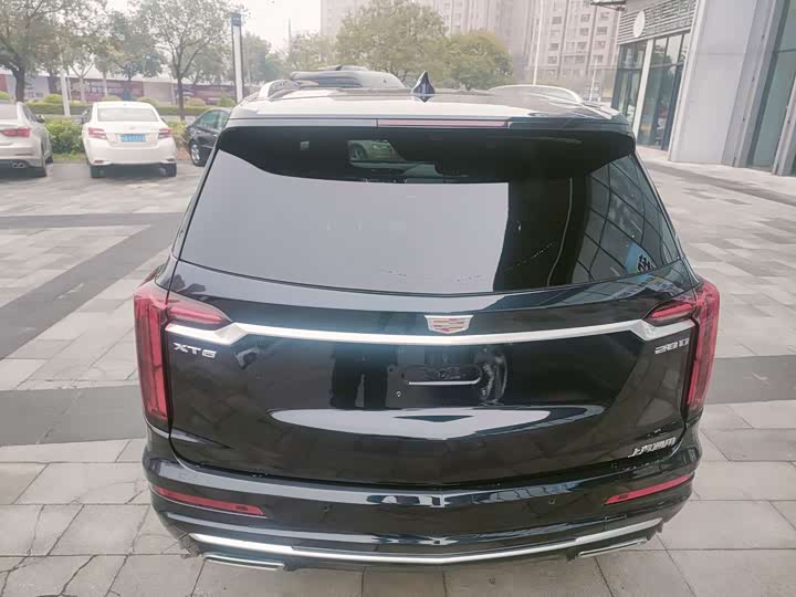 Cadillac XT6 2022 2022款 2.0T 六座两驱豪华型