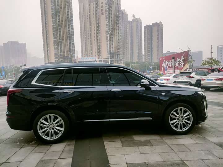Cadillac XT6 2022 2022款 2.0T 六座两驱豪华型