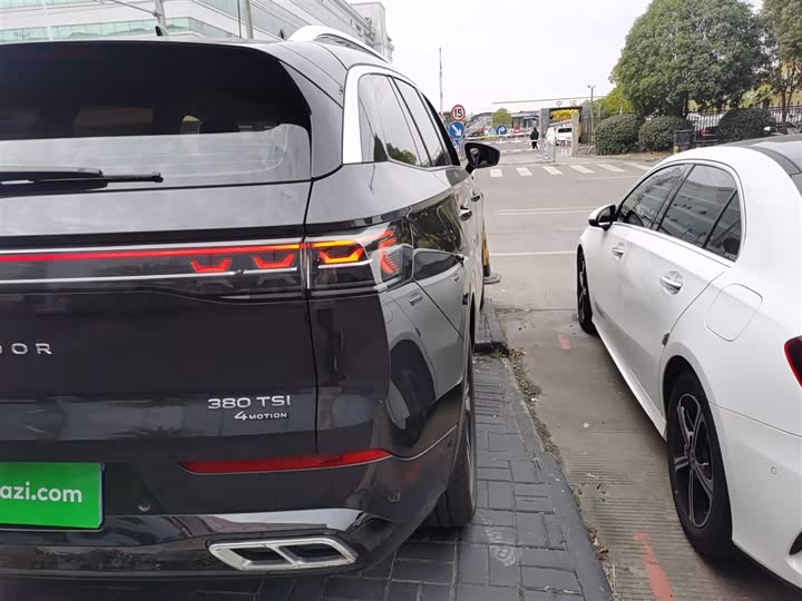 Volkswagen Tavendor 2024 2024款 改款 380TSI 四驱R-Line巡游 众享款