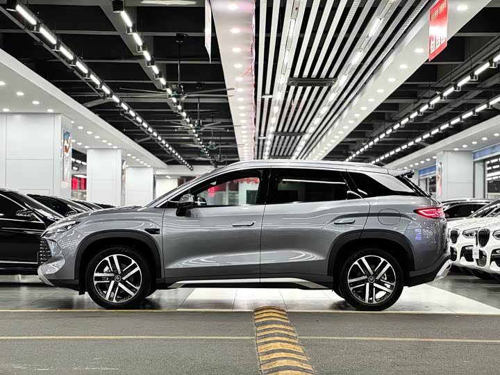 BYD Song L DM-i Hybrid 2025 2025款 智驾版 112km 超越型