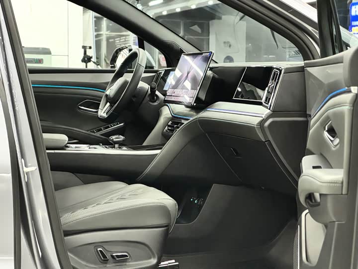 BYD Song L DM-i Hybrid 2025 2025款 智驾版 112km 超越型