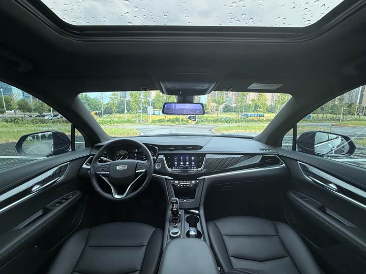 Cadillac XT6 2022 2022款 2.0T 六座两驱豪华型